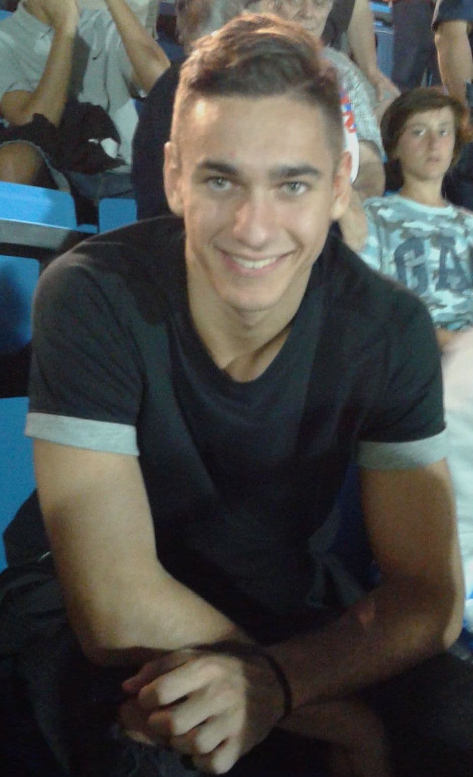 Alex Meret cutout photo