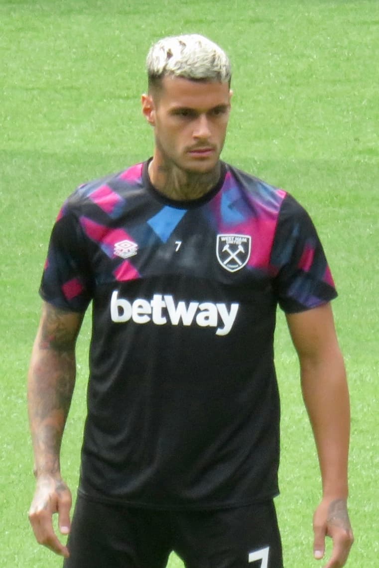 Gianluca Scamacca cutout photo