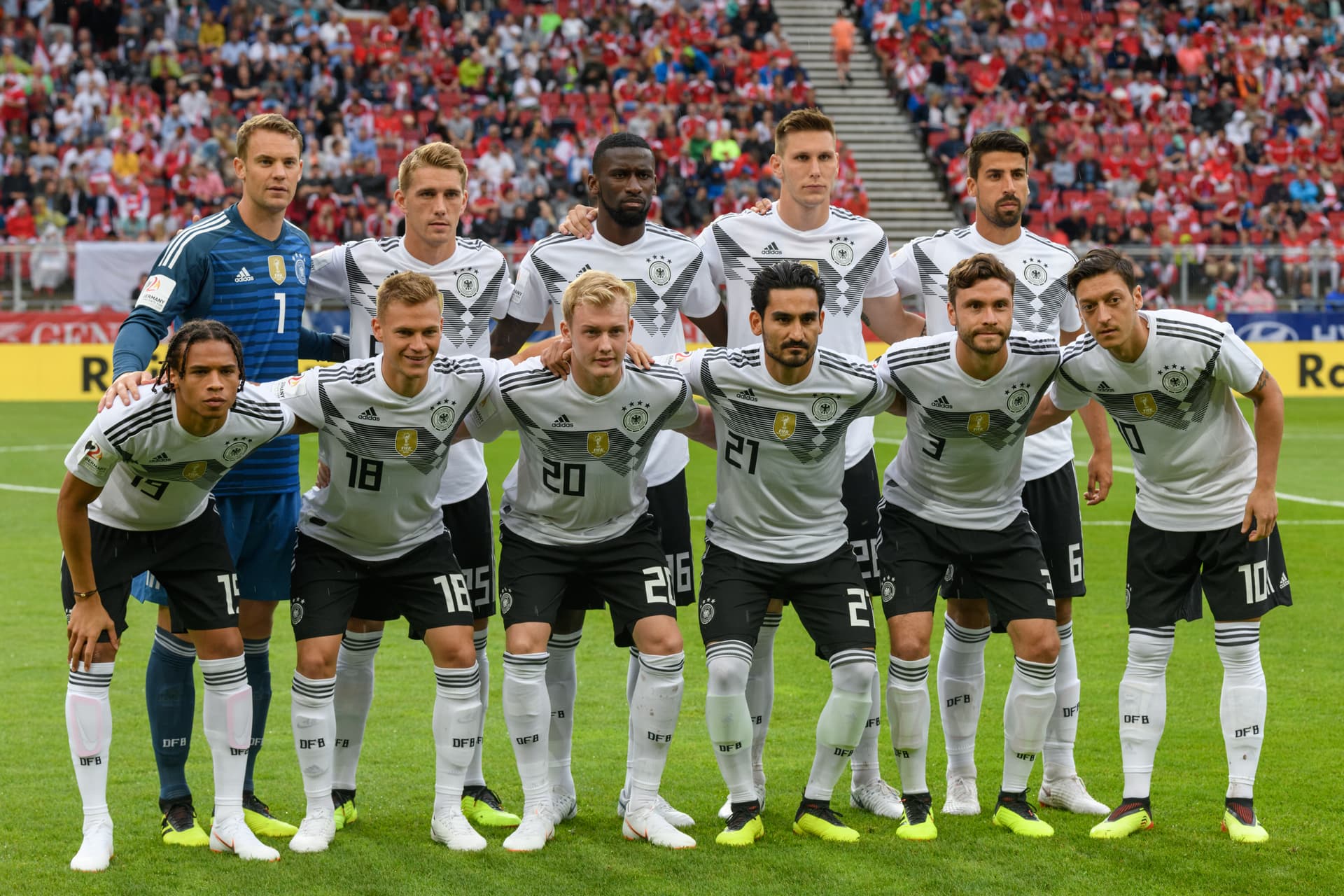 Manuel Neuer cutout photo